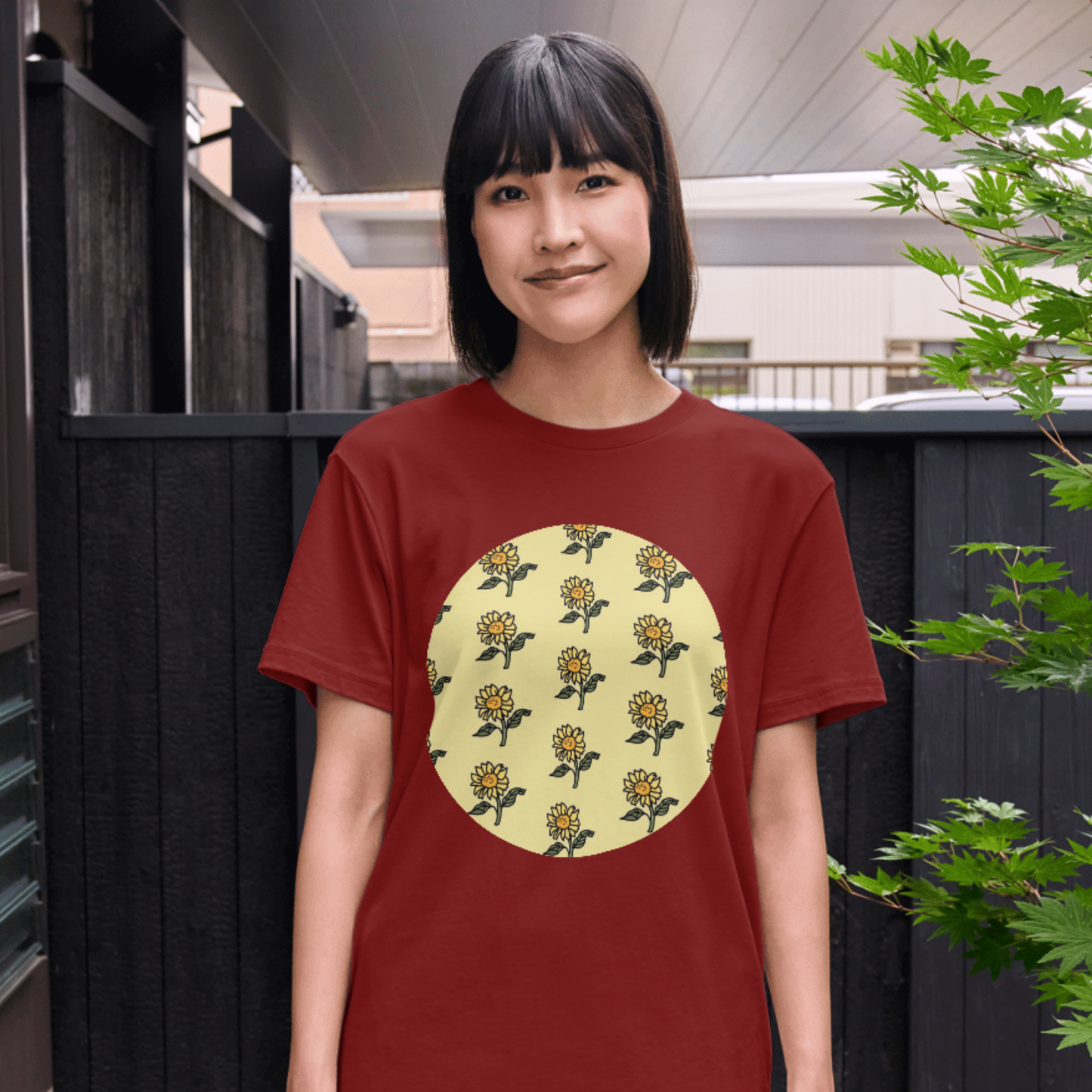 Round Summer Yellow T-shirt